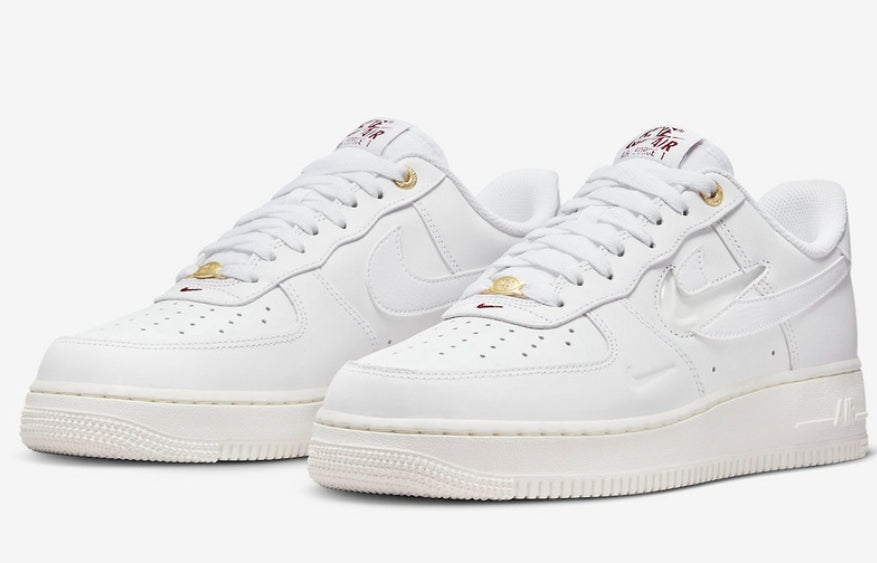 Les baskets Nike Air Force 1 combinent style et performance, offrant une expérience exceptionnelle.pas cher. Le moins cher.