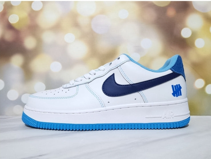 Les baskets Nike Air Force 1 combinent style et performance, offrant une expérience exceptionnelle.pas cher. Le moins cher.