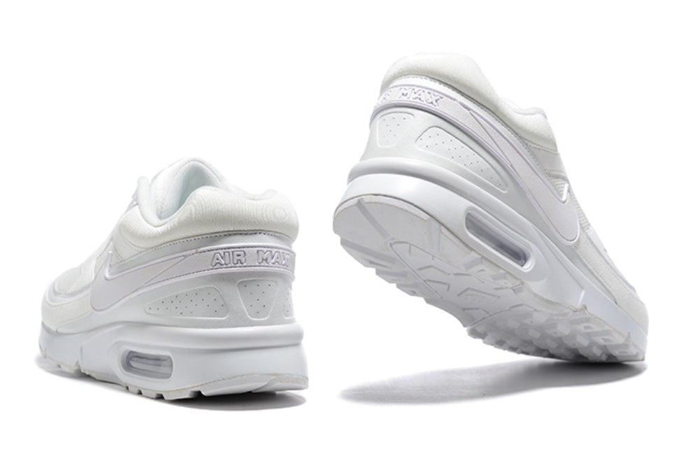 Les baskets Nike Air Max BW allient un style intemporel à un confort inégalé. Leur design classique  de haute qualité .pas Cher. le moins cher.