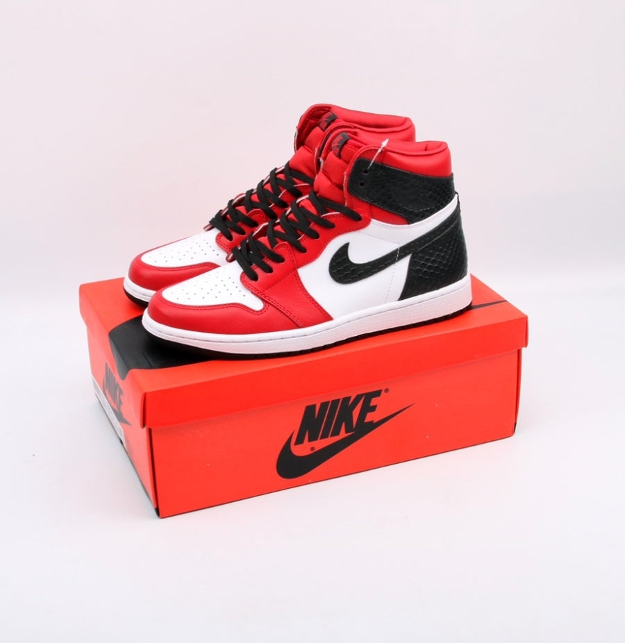 Les baskets Air Jordan 1 offrent un style iconique et une performance légendaire.
 leur design emblématique .pas cher. Le moins cher.