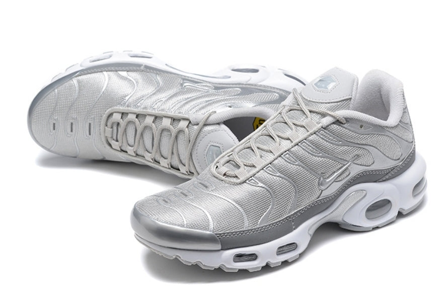 Les  Baskets Nike Air Max Tn incarnent un style emblématique et une performance supérieure.
leur design distinctif.pas cher.le moins cher.