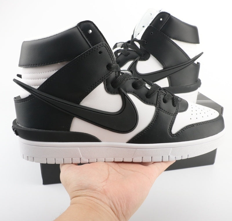 Les baskets Nike SB Dunk allient un style emblématique. design légendaire Pas cher.le moins cher .rétro incontournable exceptionnelle