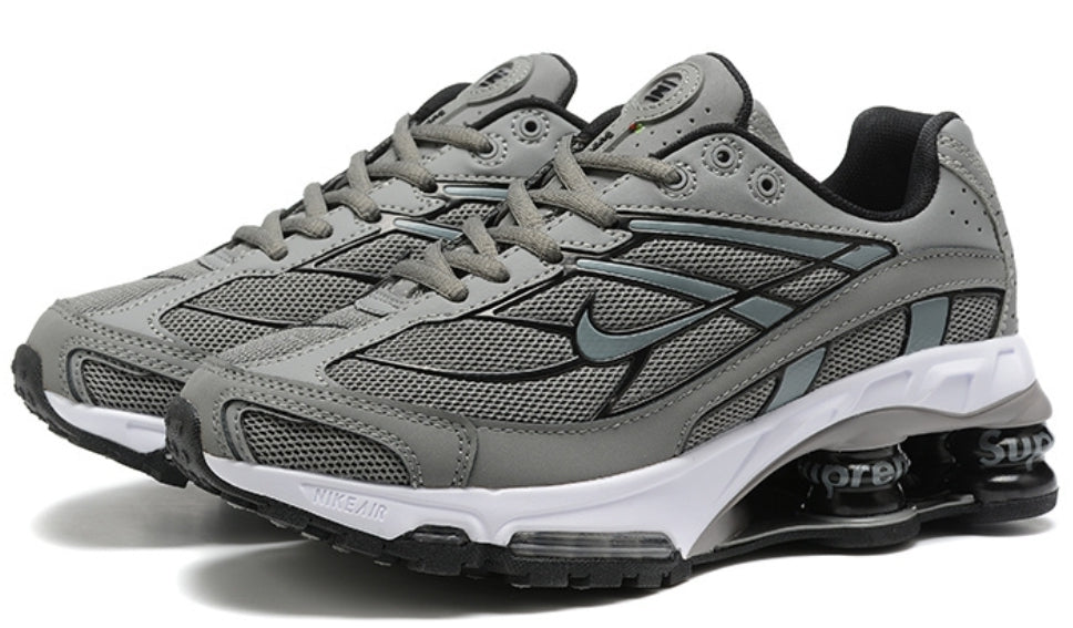 Les baskets Nike Shox Ride 2 Supreme X allient style audacieux et performance exceptionnelle. Pas cher. Le moins cher.