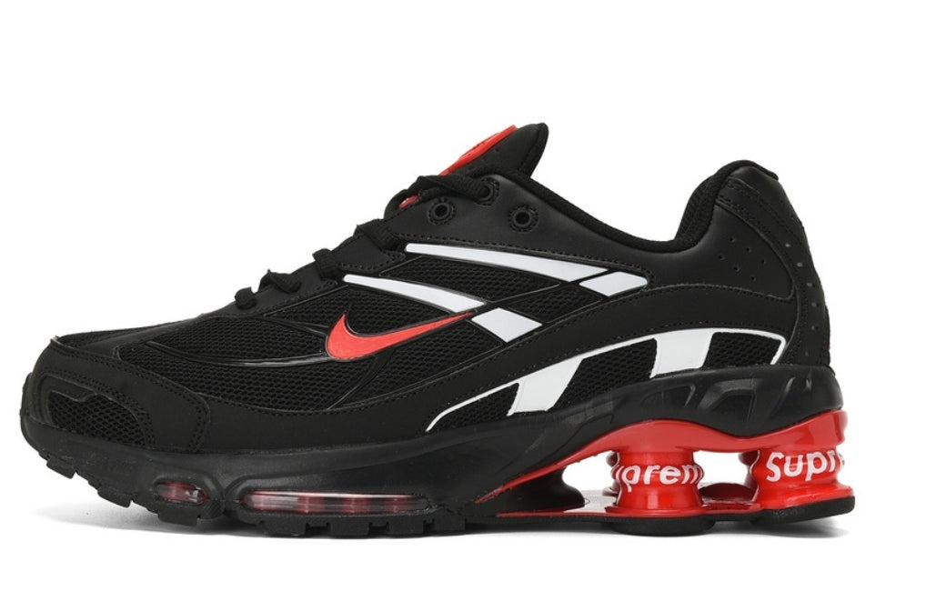 Les baskets Nike Shox Ride 2 Supreme X allient style audacieux et performance exceptionnelle. Pas cher. Le moins cher. Design sauvage