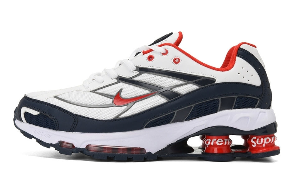 Les baskets Nike Shox Ride 2 Supreme X allient style audacieux et performance exceptionnelle. Pas cher. Le moins cher. Design sauvage