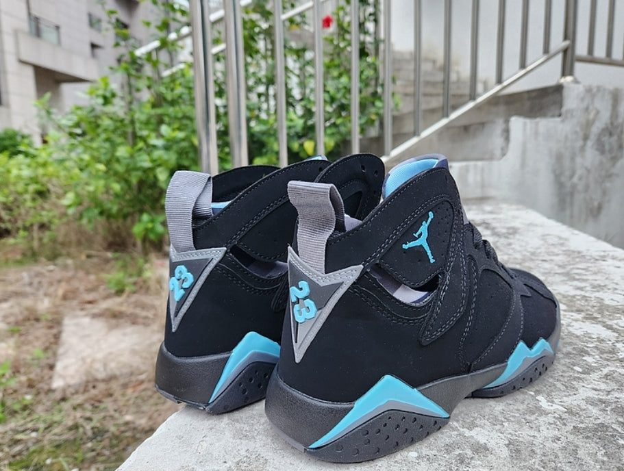 Les baskets Air Jordan 7 offrent un style iconique et une performance exceptionnelle.
leur design distinctif et emblématique de haute qualité. Au meilleur prix. Pas cher