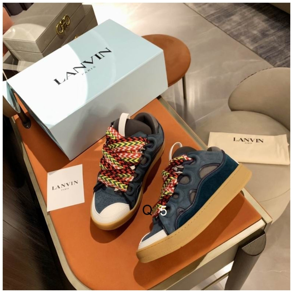 Les baskets sneakers Lanvin incarnent un style emblématique et un luxe français.
leur design élégant. Pas cher. Le moins cher.
