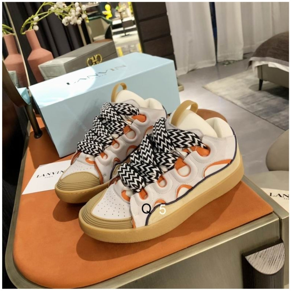 Les baskets sneakers Lanvin incarnent un style emblématique et un luxe français.
leur design élégant. Pas cher. Le moins cher.