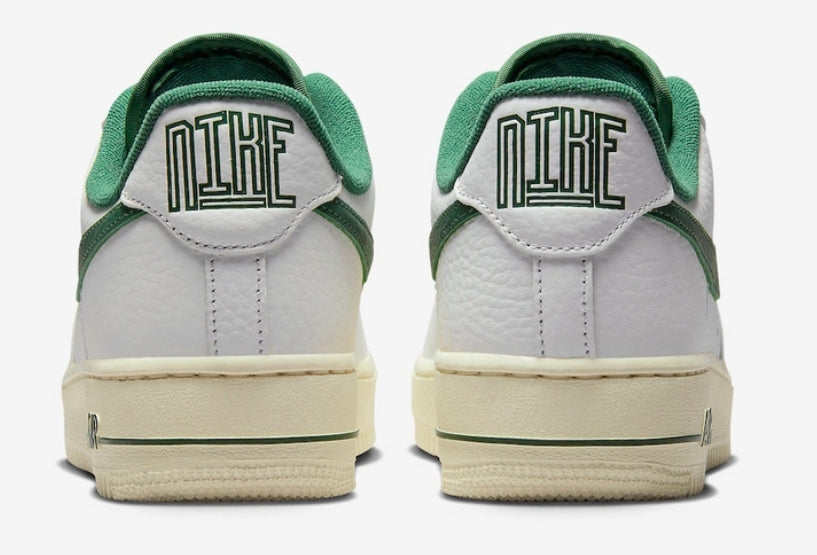 Les baskets Nike Air Force 1 combinent style et performance, offrant une expérience exceptionnelle.pas cher. Le moins cher.