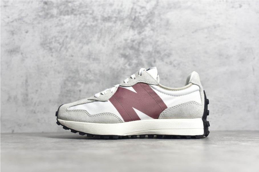 Les baskets New Balance allient style et confort. Leur design classique et leurs matériaux de haute qualité en font un choix idéal pour les amateurs de sneakers.pas cher. Le moins cher.