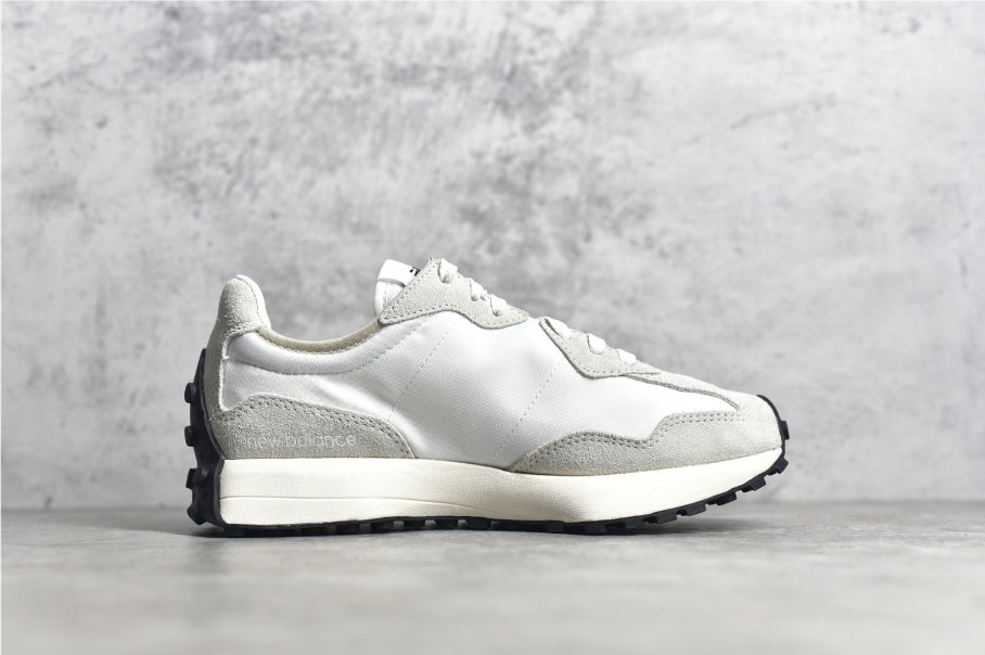 Les baskets New Balance allient style et confort. Leur design classique et leurs matériaux de haute qualité en font un choix idéal pour les amateurs de sneakers.pas cher. Le moins cher.