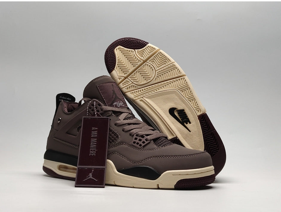 Les baskets Air Jordan 4 offrent un style iconique et une performance remarquable.
leur design distinctif pas cher. le moin cher.