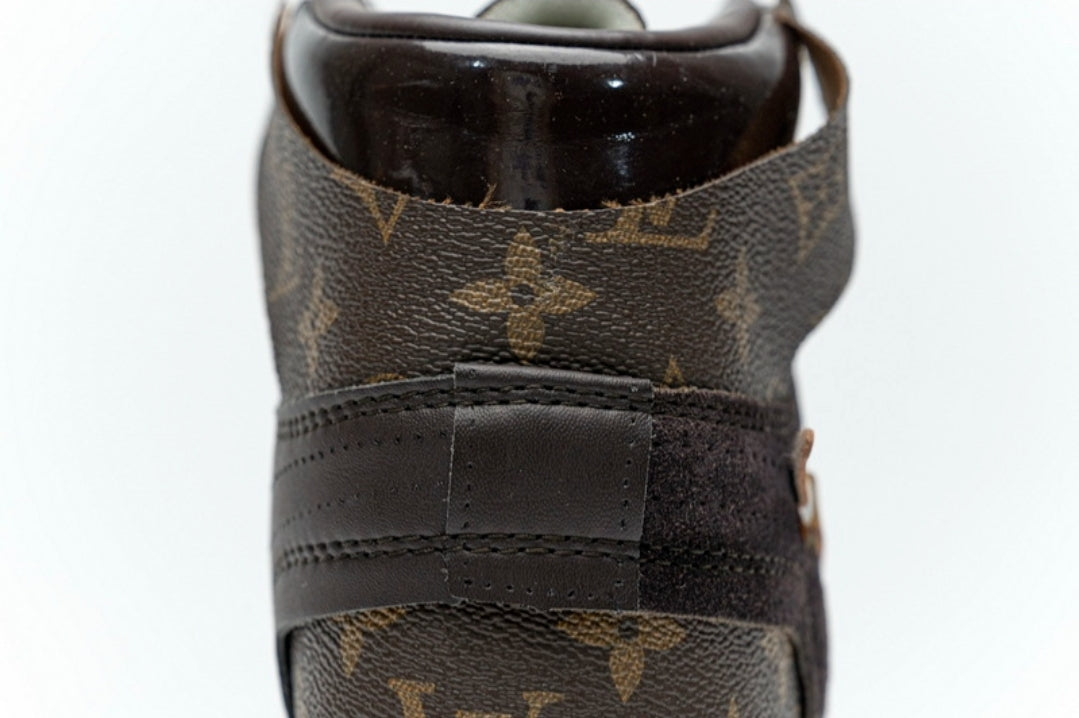 Les baskets Air Jordan 1 offrent un style iconique et une performance légendaire.
leur design emblématique .pas cher. Le moins cher.