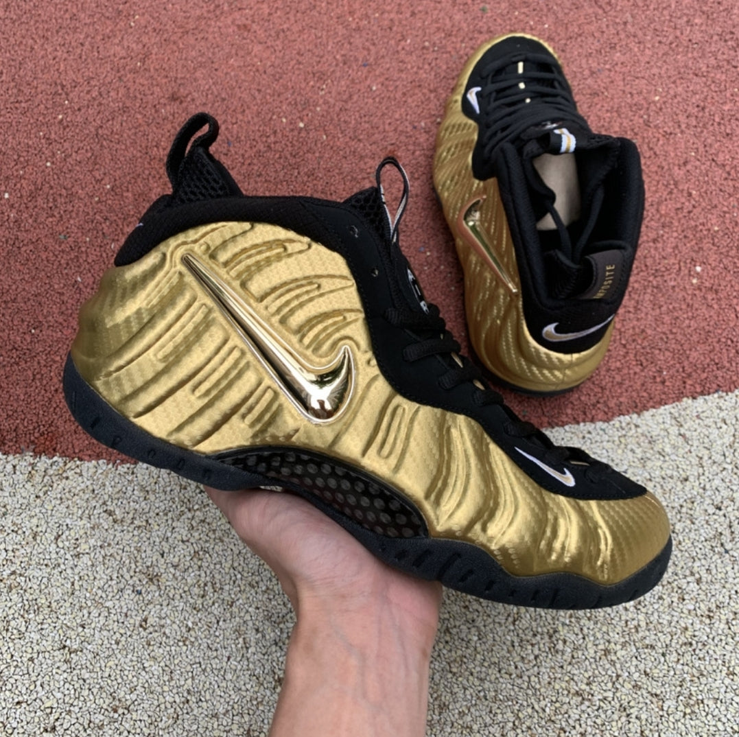 Les baskets Nike Air Foamposite offrent un style emblématique et une performance exceptionnelle.
design distinctif.pas cher . Le moins cher.
