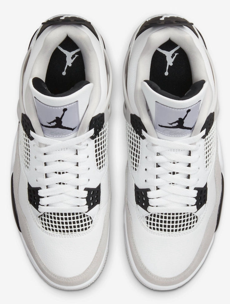 Les baskets Air Jordan 4 offrent un style iconique et une performance remarquable.
leur design distinctif pas cher. le moin cher.