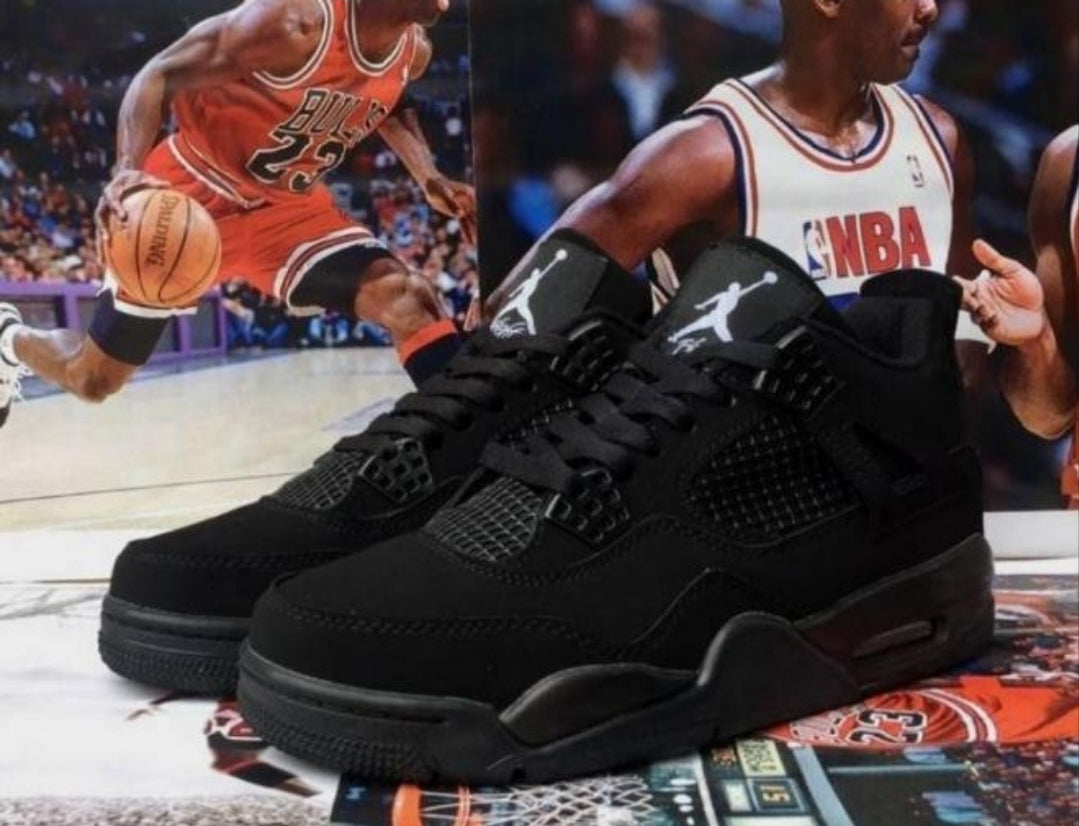 Les baskets Air Jordan 4 offrent un style iconique et une performance remarquable.
leur design distinctif pas cher. le moin cher.