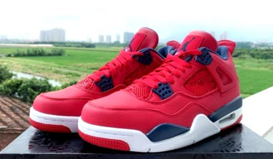 Les baskets Air Jordan 4 offrent un style iconique et une performance remarquable.
leur design distinctif pas cher. le moin cher.