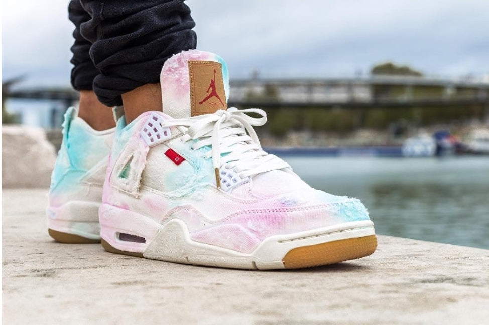 Les baskets Air Jordan 4 offrent un style iconique et une performance remarquable.
leur design distinctif pas cher. le moin cher.