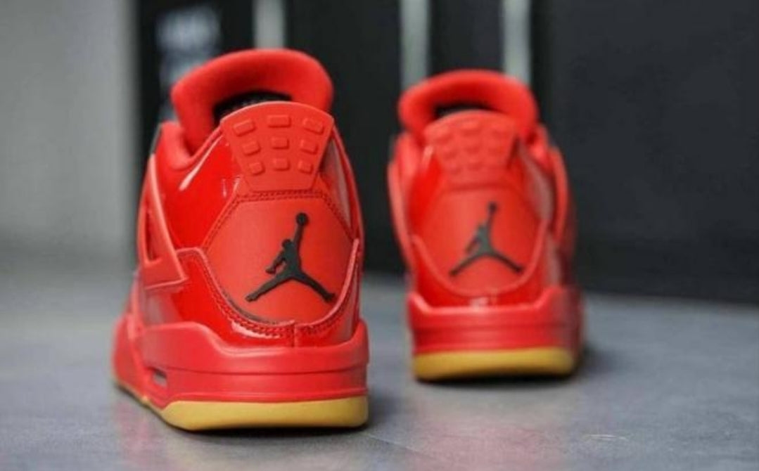 Les baskets Air Jordan 4 offrent un style iconique et une performance remarquable.
leur design distinctif pas cher. le moin cher.