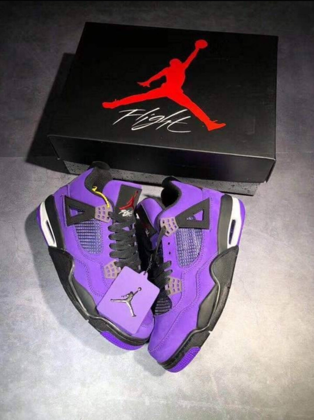 Les baskets Air Jordan 4 offrent un style iconique et une performance remarquable.
leur design distinctif pas cher. le moin cher.