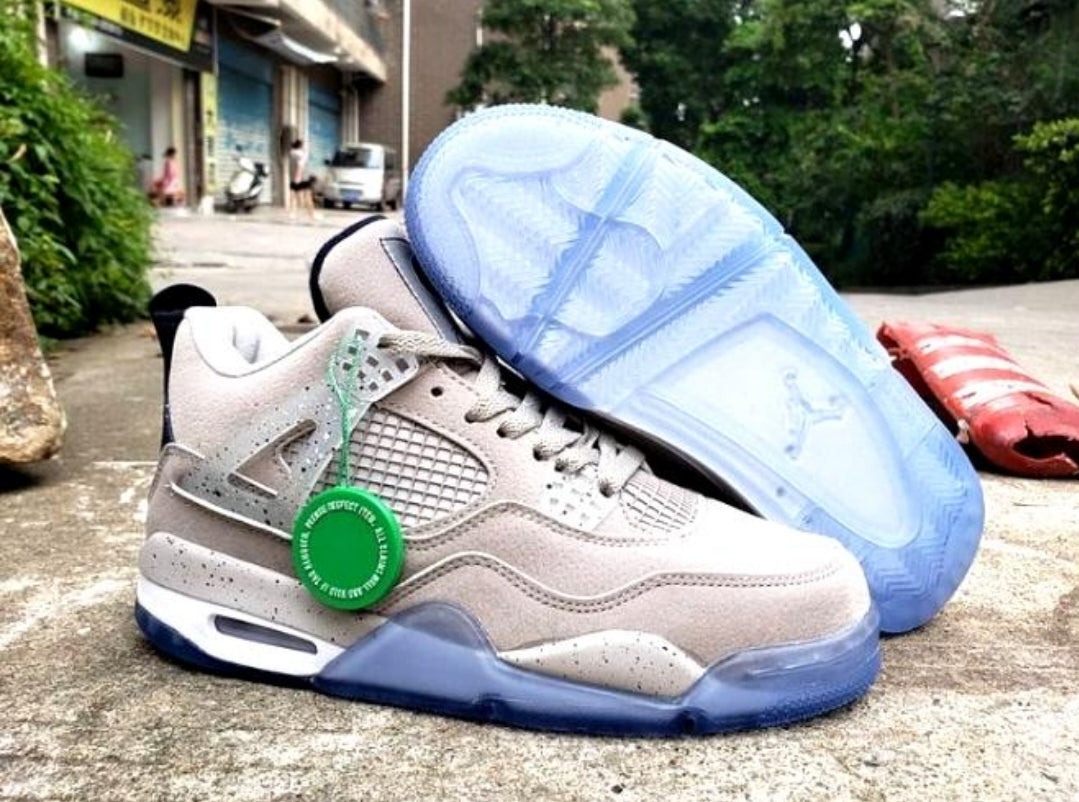 Les baskets Air Jordan 4 offrent un style légendaire et une performance exceptionnelle et unique.pas cher. le moins cher