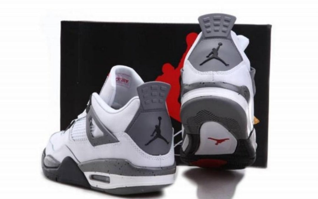 Les baskets Air Jordan 4 offrent un style iconique et une performance remarquable.
leur design distinctif pas cher. le moin cher.