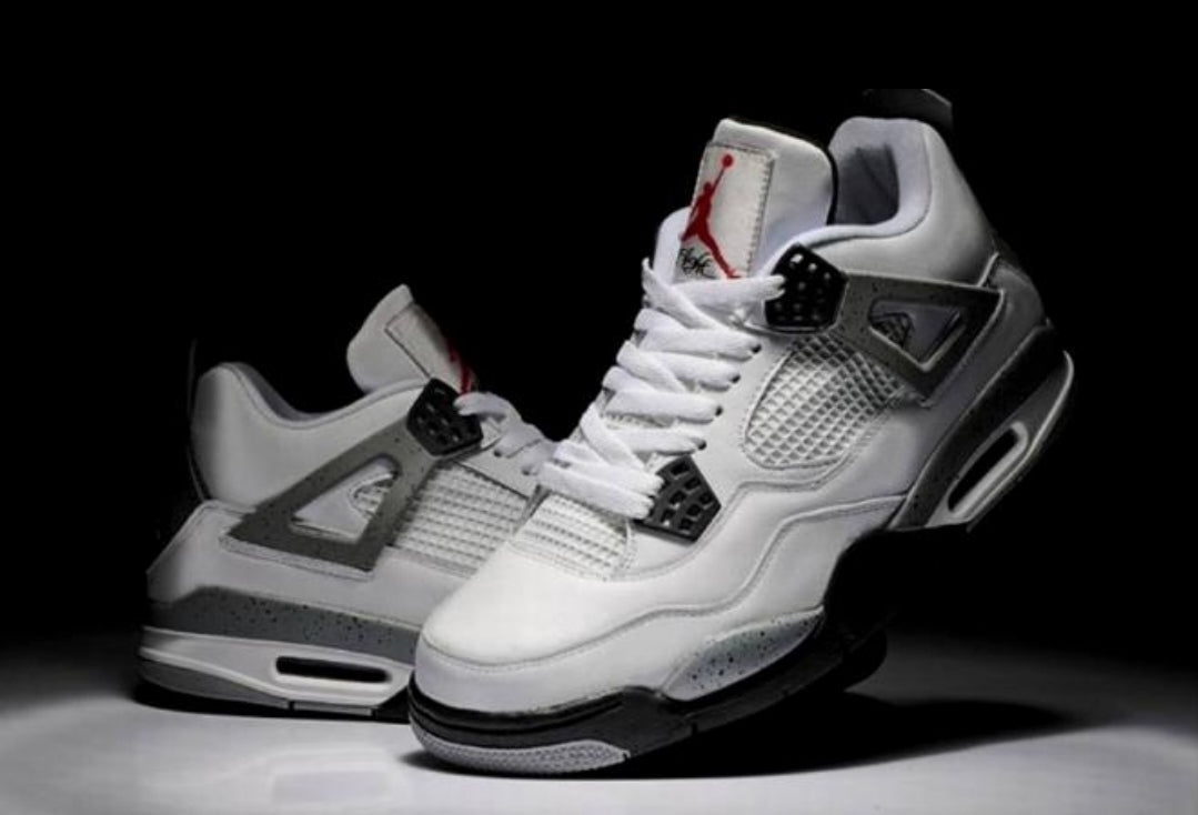 Les baskets Air Jordan 4 offrent un style iconique et une performance remarquable.
leur design distinctif pas cher. le moin cher.