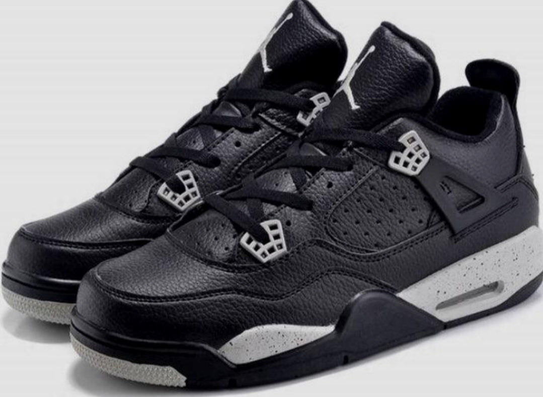 Les baskets Air Jordan 4 offrent un style iconique et une performance remarquable.
leur design distinctif pas cher. le moin cher.