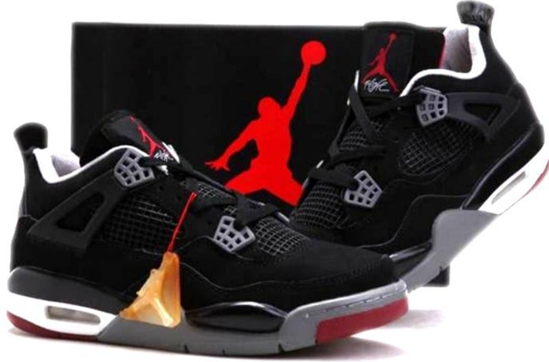 Les baskets Air Jordan 4 offrent un style iconique et une performance remarquable.
leur design distinctif pas cher. le moin cher.