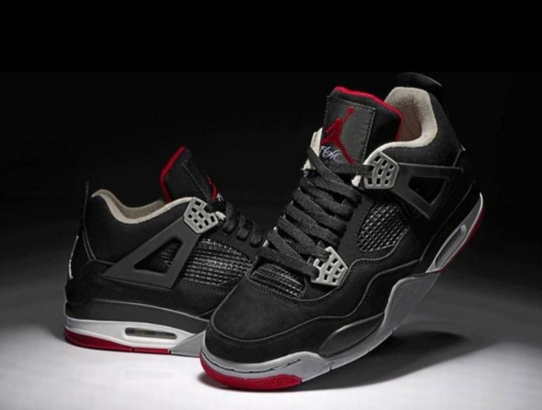 Les baskets Air Jordan 4 offrent un style iconique et une performance remarquable.
leur design distinctif pas cher. le moin cher.