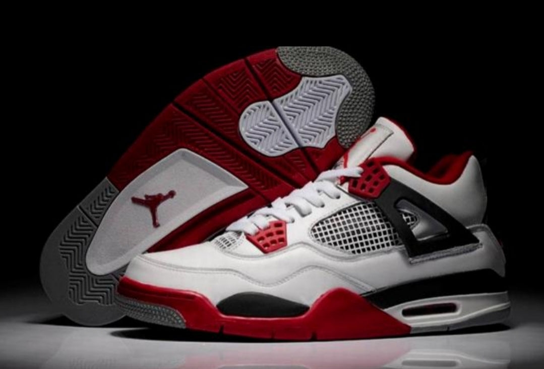 Les baskets Air Jordan 4 offrent un style iconique et une performance remarquable.
leur design distinctif pas cher. le moin cher.