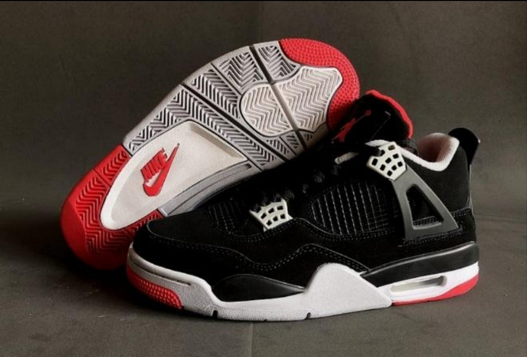 Les baskets Air Jordan 4 offrent un style iconique et une performance remarquable.
leur design distinctif pas cher. le moin cher.