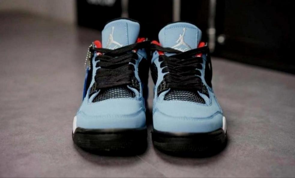 Les baskets Air Jordan 4 offrent un style iconique et une performance remarquable.
leur design distinctif pas cher. le moin cher.