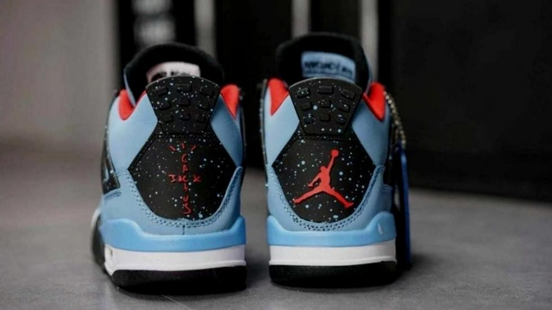 Les baskets Air Jordan 4 offrent un style iconique et une performance remarquable.
leur design distinctif pas cher. le moin cher.