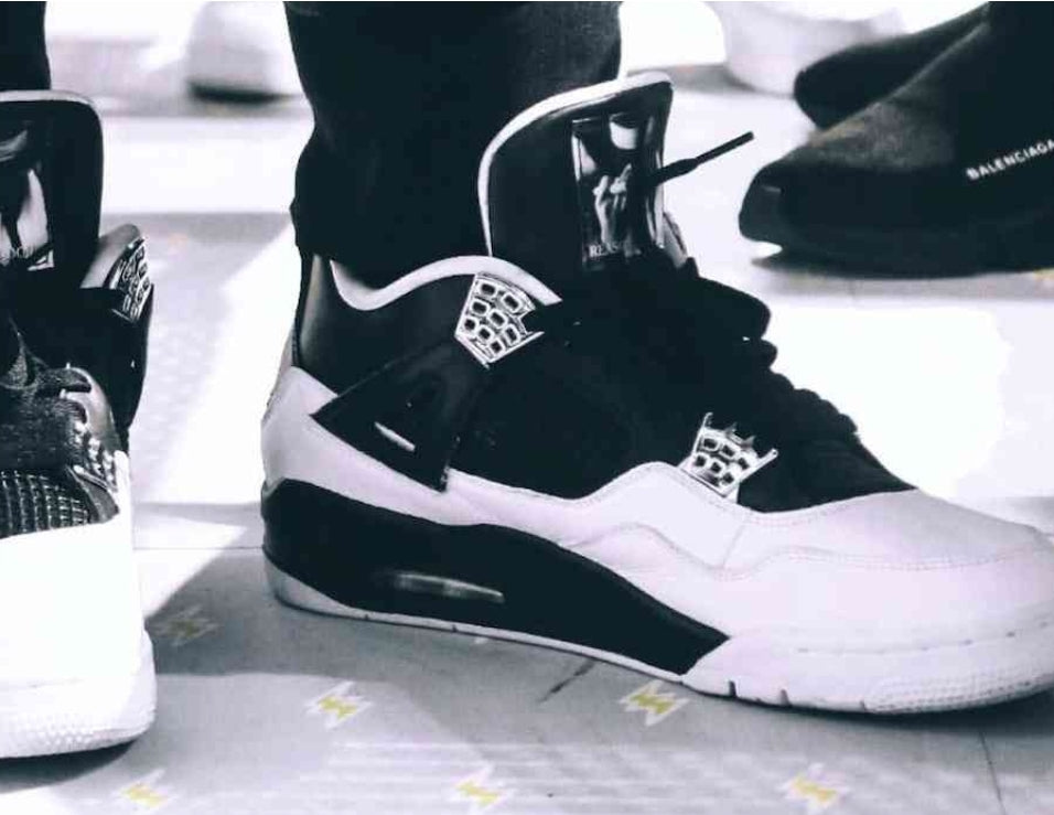 Les baskets Air Jordan 4 offrent un style iconique et une performance remarquable.
leur design distinctif pas cher. le moin cher.