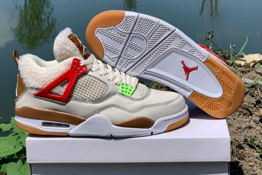 Les baskets Air Jordan 4 offrent un style iconique et une performance remarquable.
leur design distinctif pas cher. le moin cher.