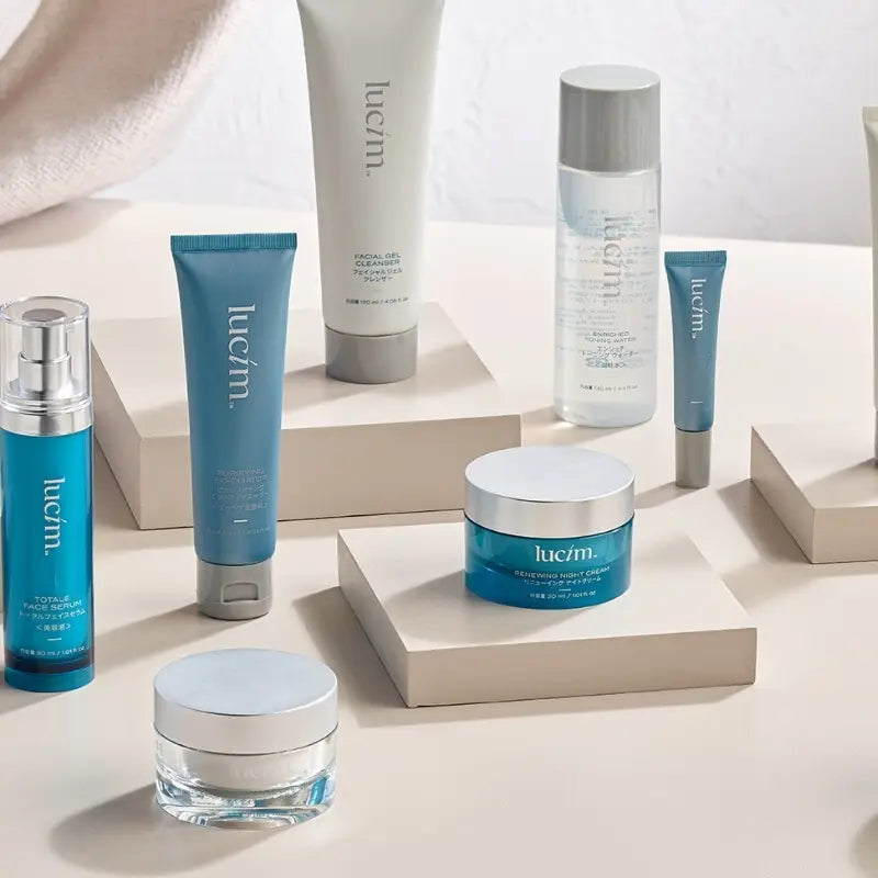 La gamme Lucim Ariix est conçue pour offrir des soins esthétiques haut de gamme qui répondent aux besoins spécifiques de votre peau, tout en révélant son éclat naturel.