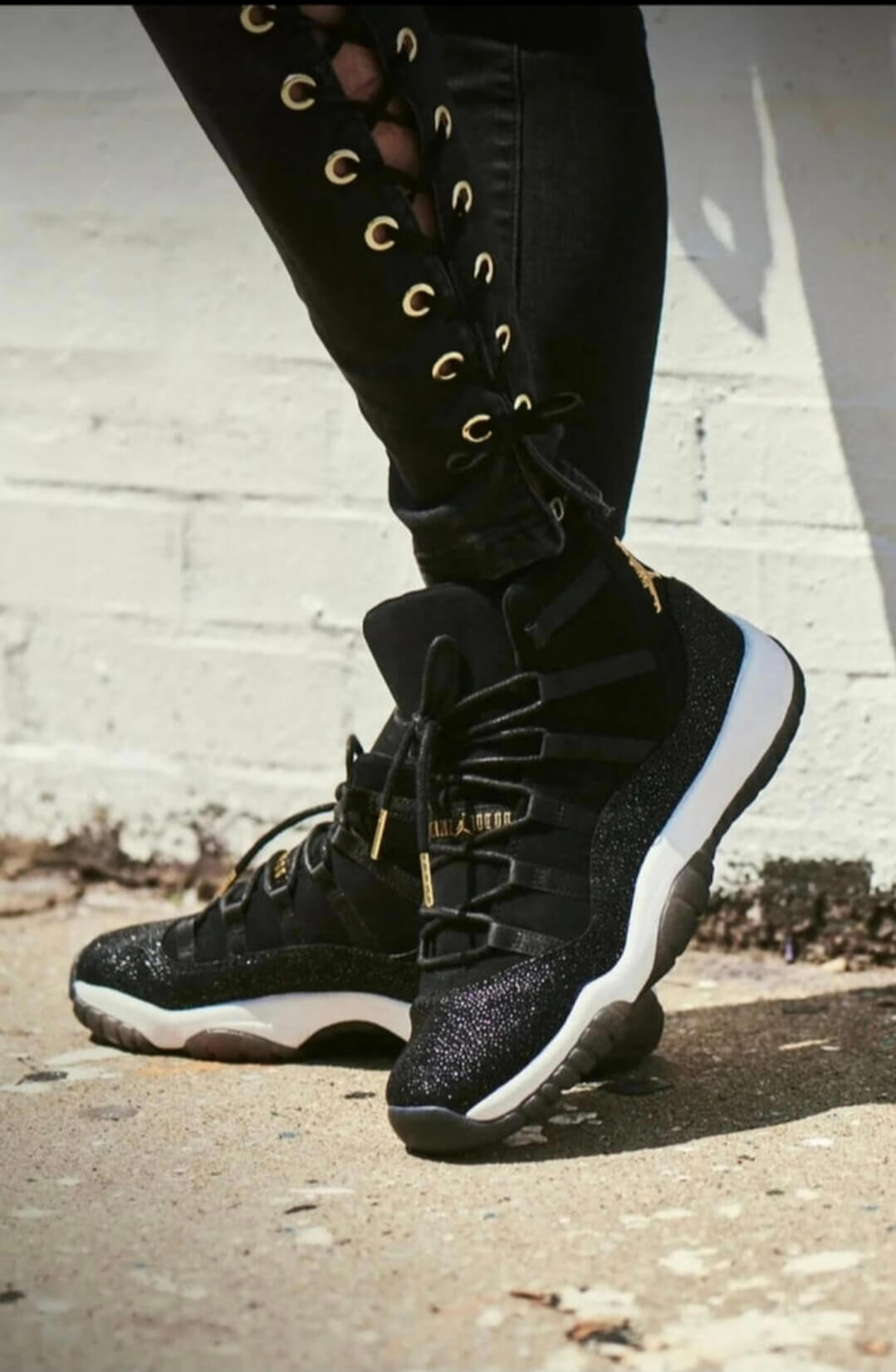 Les baskets Air Jordan 11 offrent un style iconique et une performance légendaire.

 leur design emblématique .pas cher. Le moins cher.