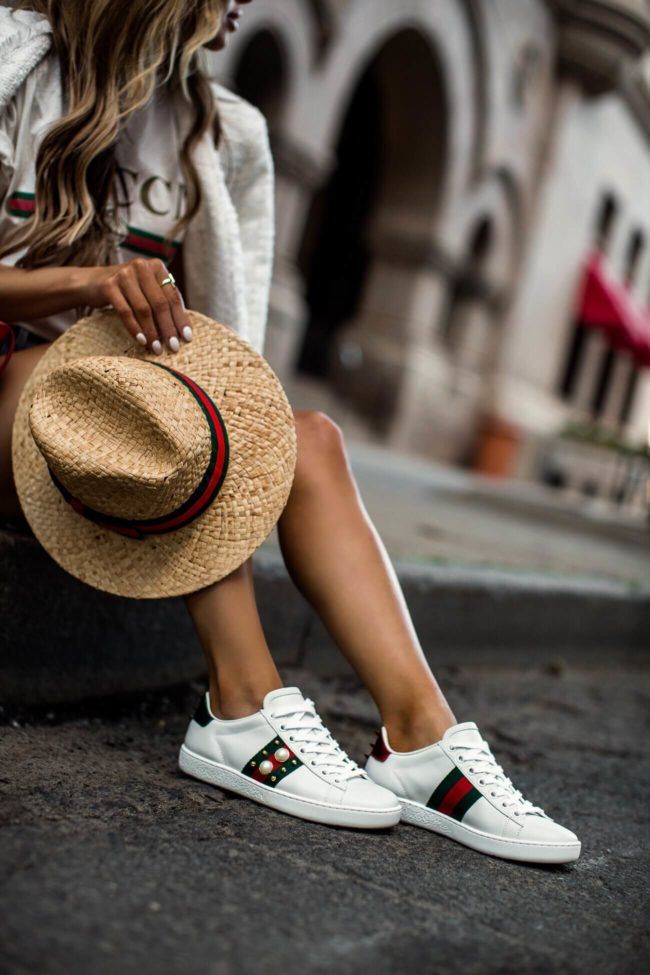 Découvrez le style unique des chaussures Gucci Femme, alliant luxe et confort. Idéales pour chaque occasion, vous ne serez pas déçue. 😍