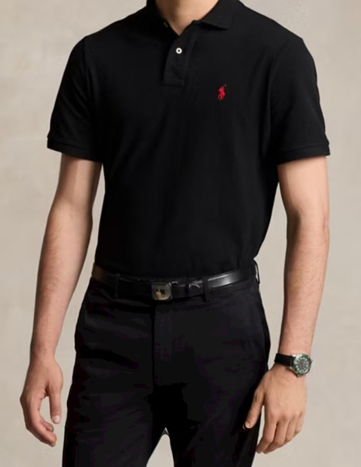 Les polos Ralph Lauren pour homme incarnent l’essence de l’élégance américaine, mêlant sophistication et décontraction. Au meilleur prix
