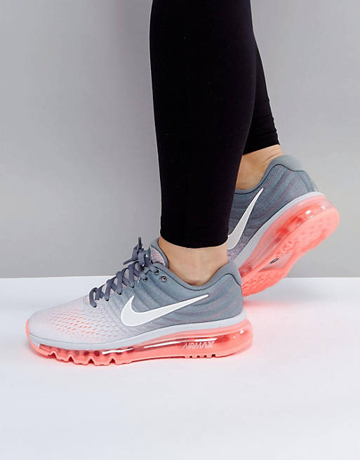 Les baskets Nike Air Max 2017   sont des pièces maîtresses de la mode. Avec un look décontractée