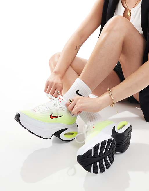 Les baskets Nike Air Max Portal incarnent un style moderne  exceptionnelle. Avec leur design futuriste et épuré.pas cher.