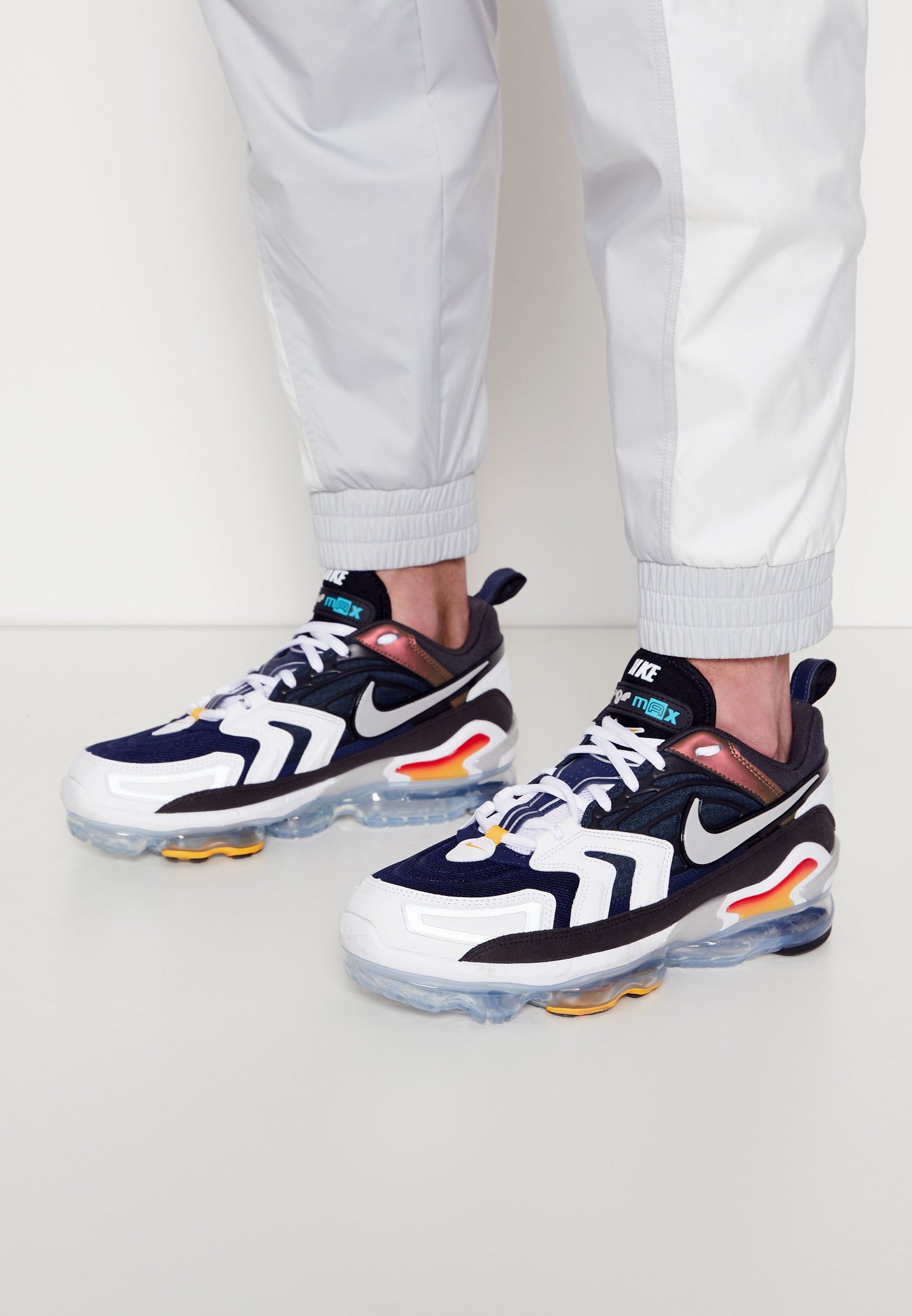 Les baskets Nike Air VaporMax 360 combinent un style rétro et des performances modernes. Leur design inspiré des années 2000 et leur. Pas cher.le moins Cher.