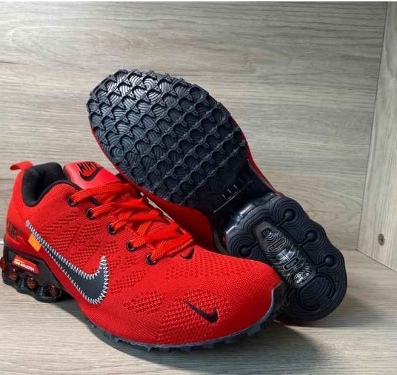 Les baskets Nike Shox Reax Run Air 2021 combinent style et innovation pour les amateurs de mode et de performance. Leur design inédit. Pas cher. Le moins cher.