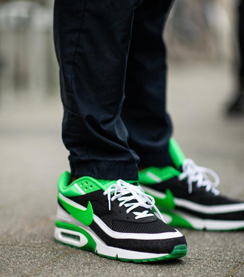 Les baskets Nike Air Max BW allient un style intemporel à un confort inégalé. Leur design classique et leurs matériaux de haute qualité .pas Cher. le moins cher.