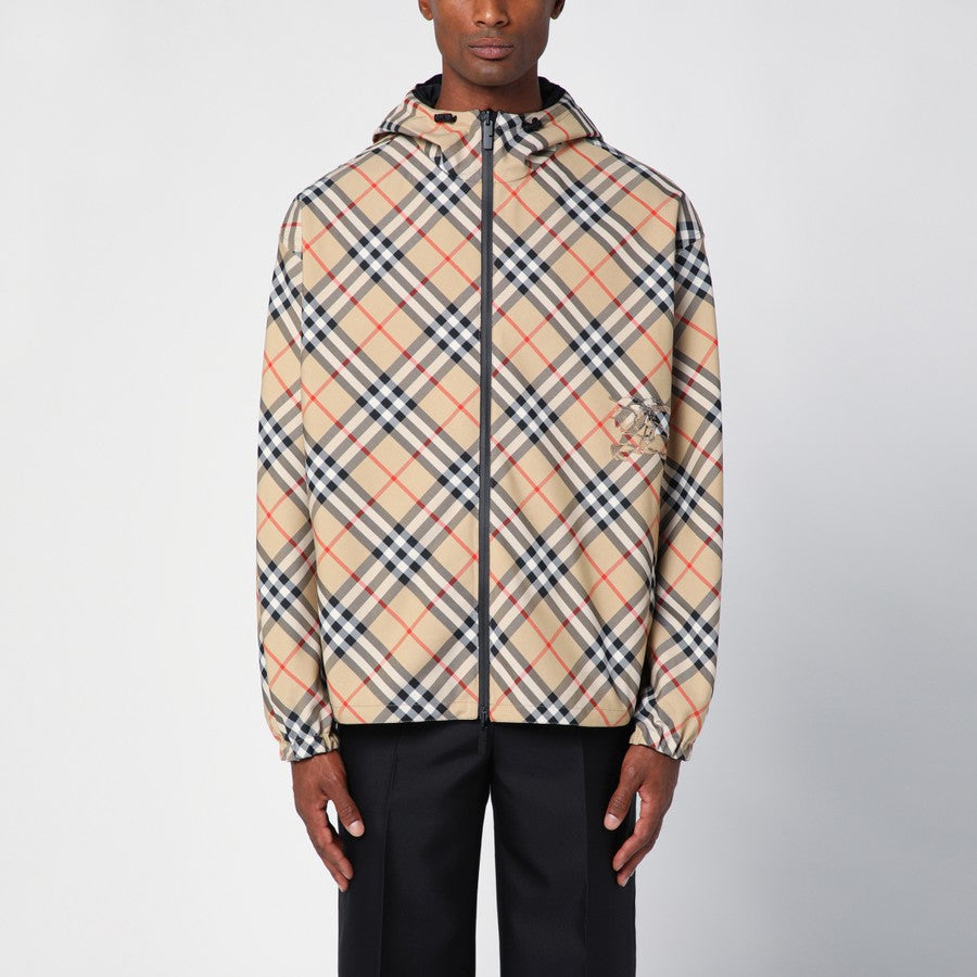 Les vestes Burberry incarnent l'élégance et la qualité, offrant une expérience exceptionnelle. Leur design raffiné et leurs matériaux de haute qualité.pas cher. Le moins cher.