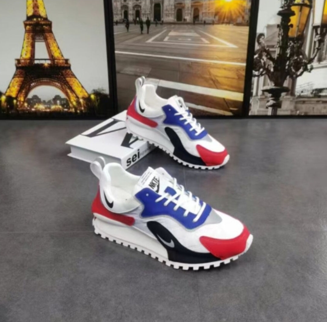 Les baskets Nike Air Max Trend allient style et performance de manière exceptionnelle. Leur design élégant et leurs matériaux de haute qualité en font un choix incontournable. Pas cher. Le moins cher.