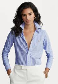 Les chemises Ralph Lauren Femme offrent une élégance et une qualité inégalées avec leur design intemporel et l'utilisation de matériaux .
