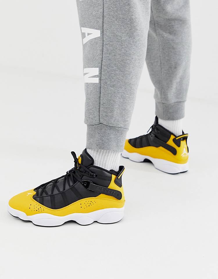 Les  baskets Air Jordan 6 Retro "Pantone" Femme permettent de personnaliser votre style tout en bénéficiant d’un confort supérieur.