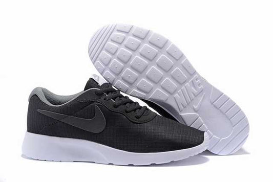 Baskets Nike Tanjun Femme